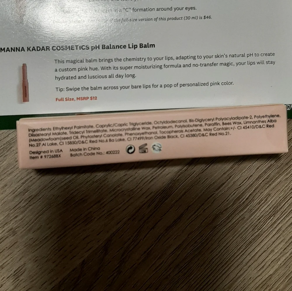 Mannakadar lip balancing color chemistry lip balm and bag